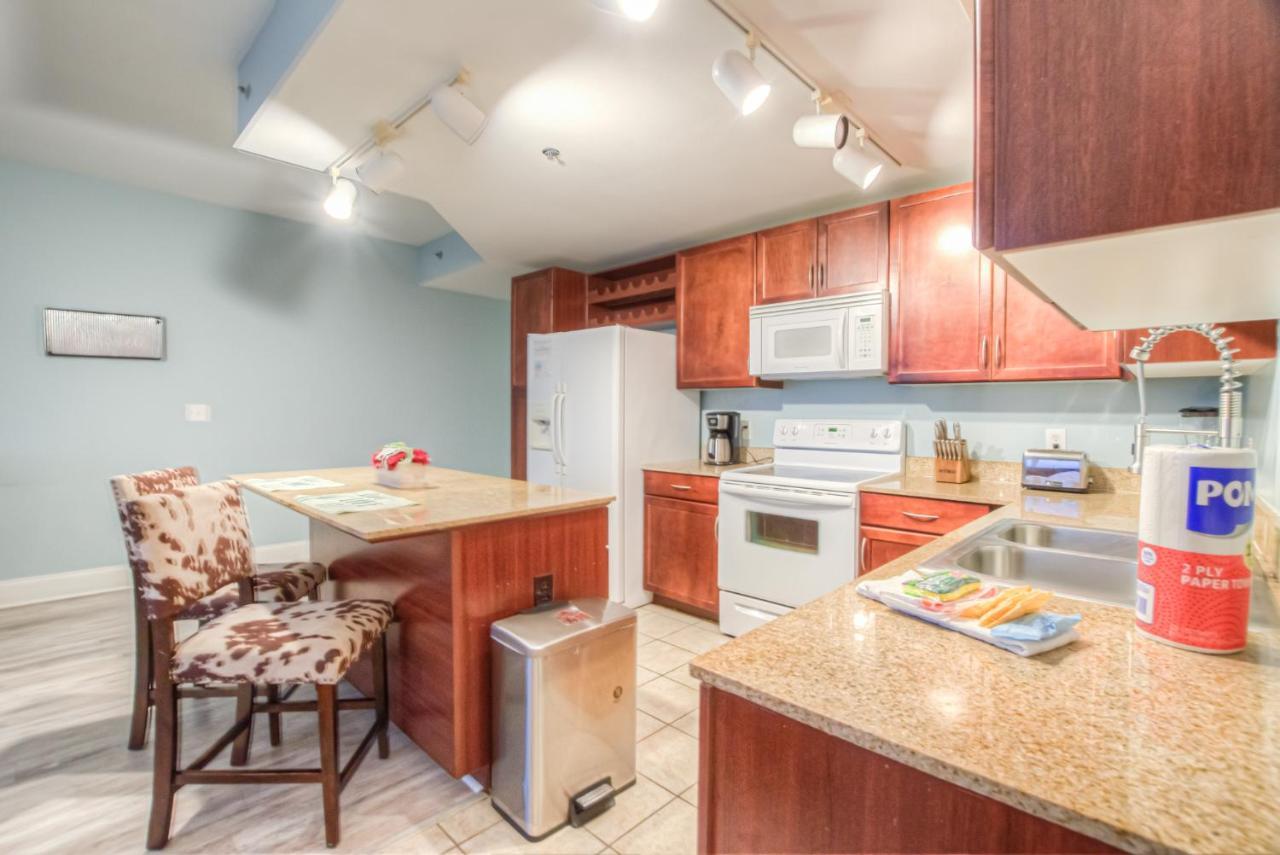 Laketown Wharf 1435 By Aneliya Panama City Beach Extérieur photo