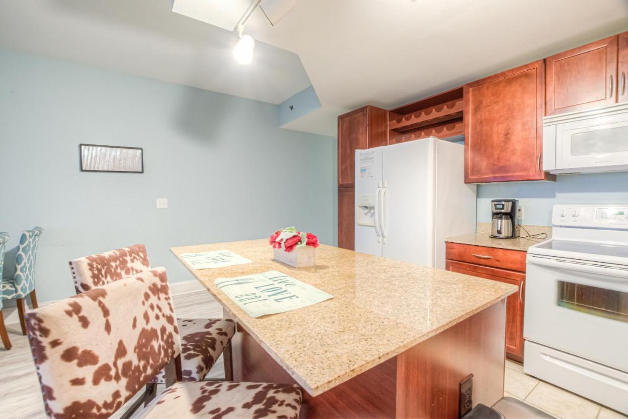Laketown Wharf 1435 By Aneliya Panama City Beach Extérieur photo